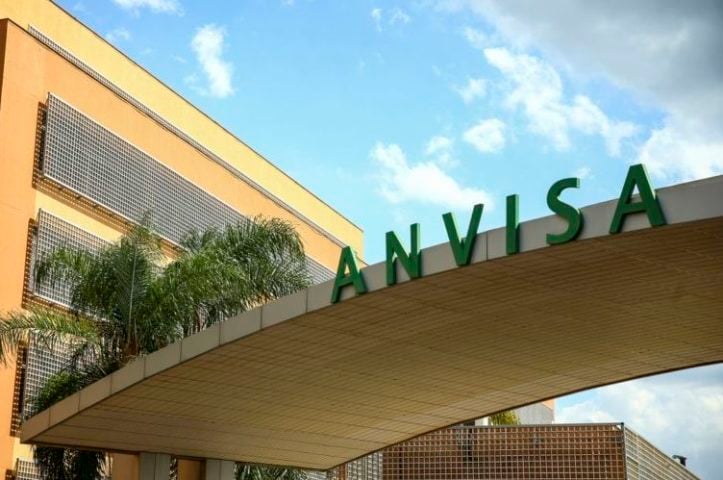 CFM pede à Anvisa banimento do uso de PMMA para preenchimento estético