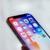 Celular envia sozinho pedido de socorro para vítimas de acidente - Adrien Unsplash