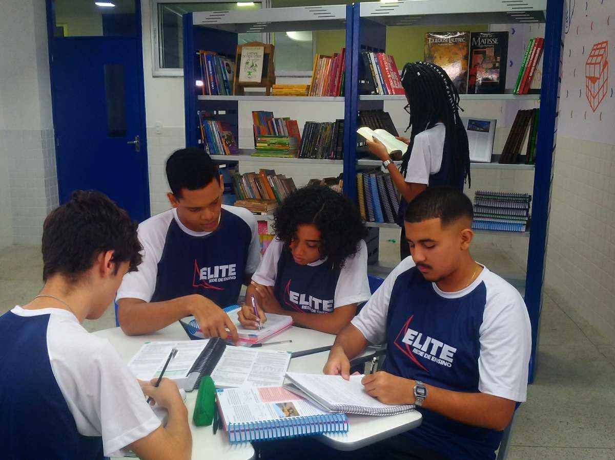 Elite Rede de Ensino completa 20 anos e abre inscrições para Bolsão 2020